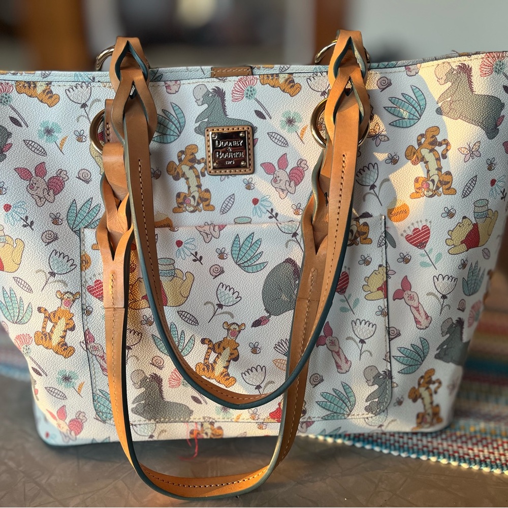 Dooney & Bourke Winnie the Pooh bag *Rare* and park exclusive!
